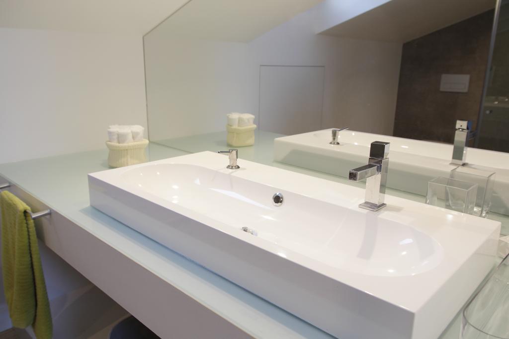 Design Duplex Apartment Ba/ Chiado ลิสบอน ห้อง รูปภาพ
